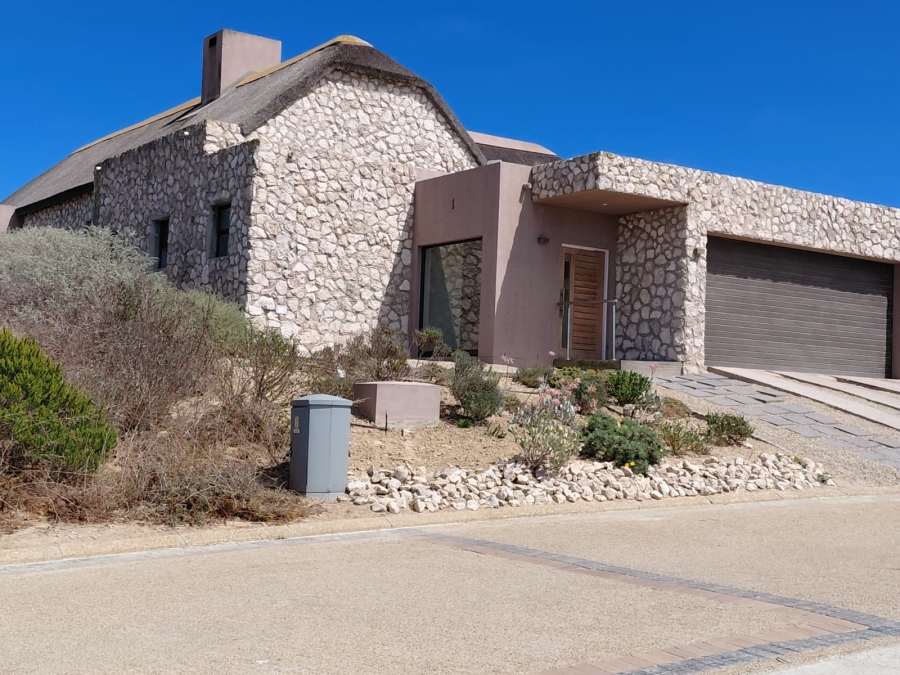 3 Bedroom Property for Sale in Shark Bay Estate Western Cape